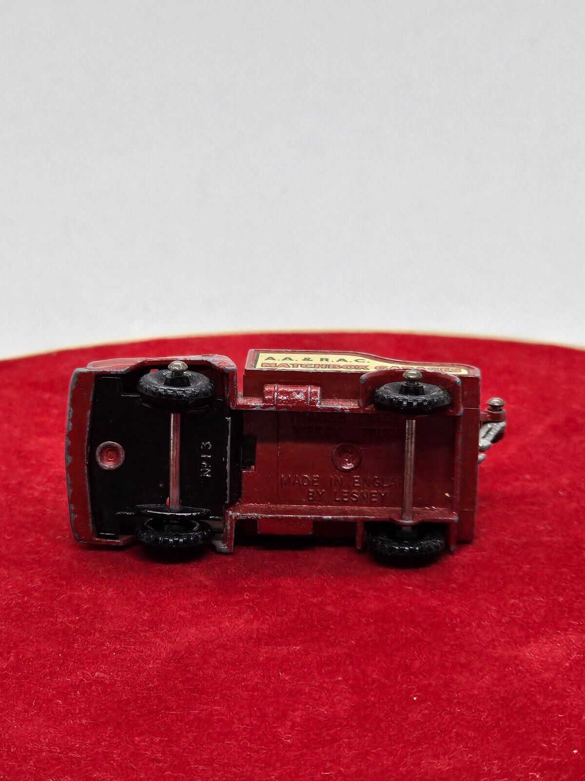 5561996