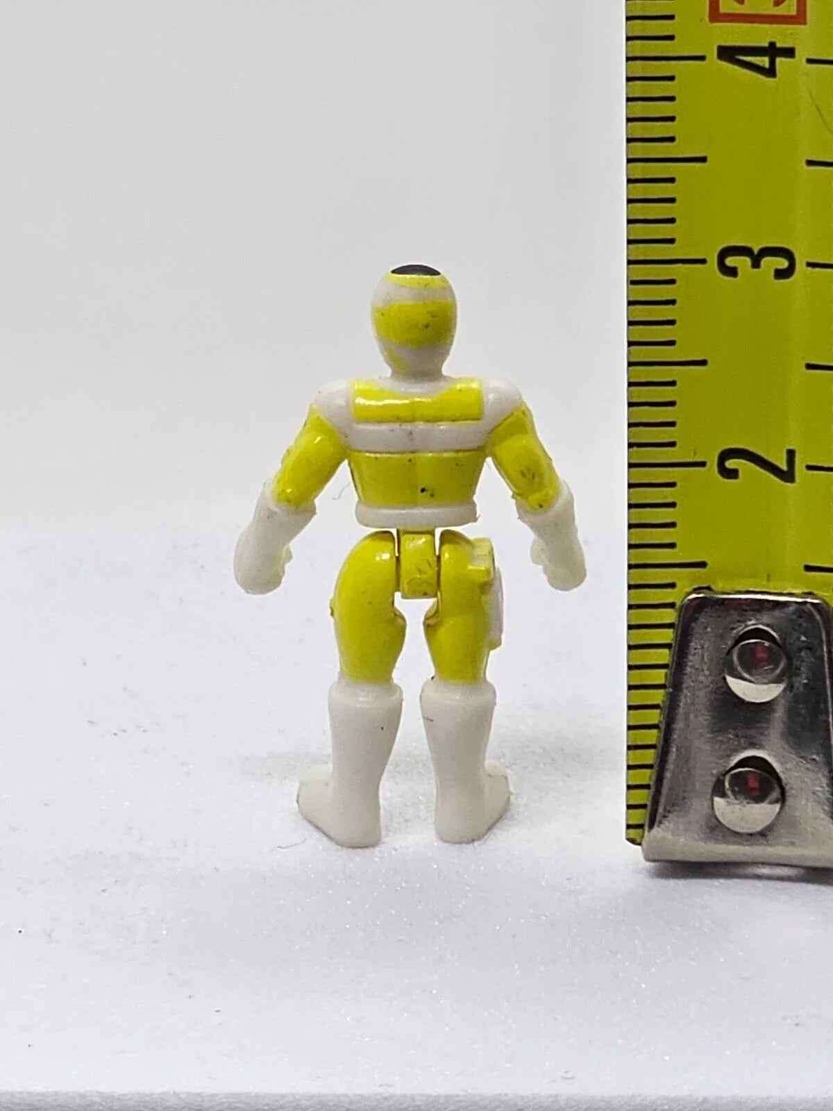1997 Power Rangers In Space Astro Megaship Deluxe Micro Playset - Yellow Ranger