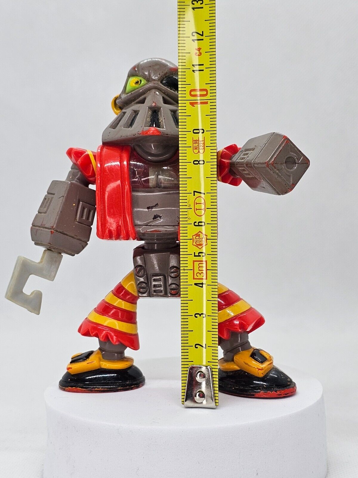 6077715