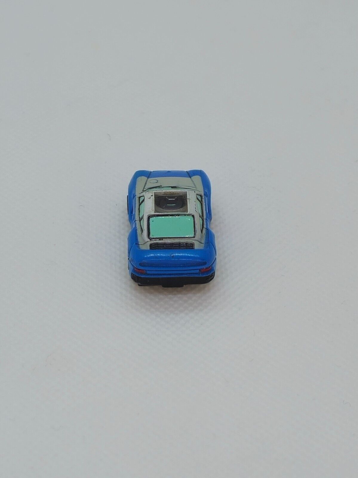 5561802