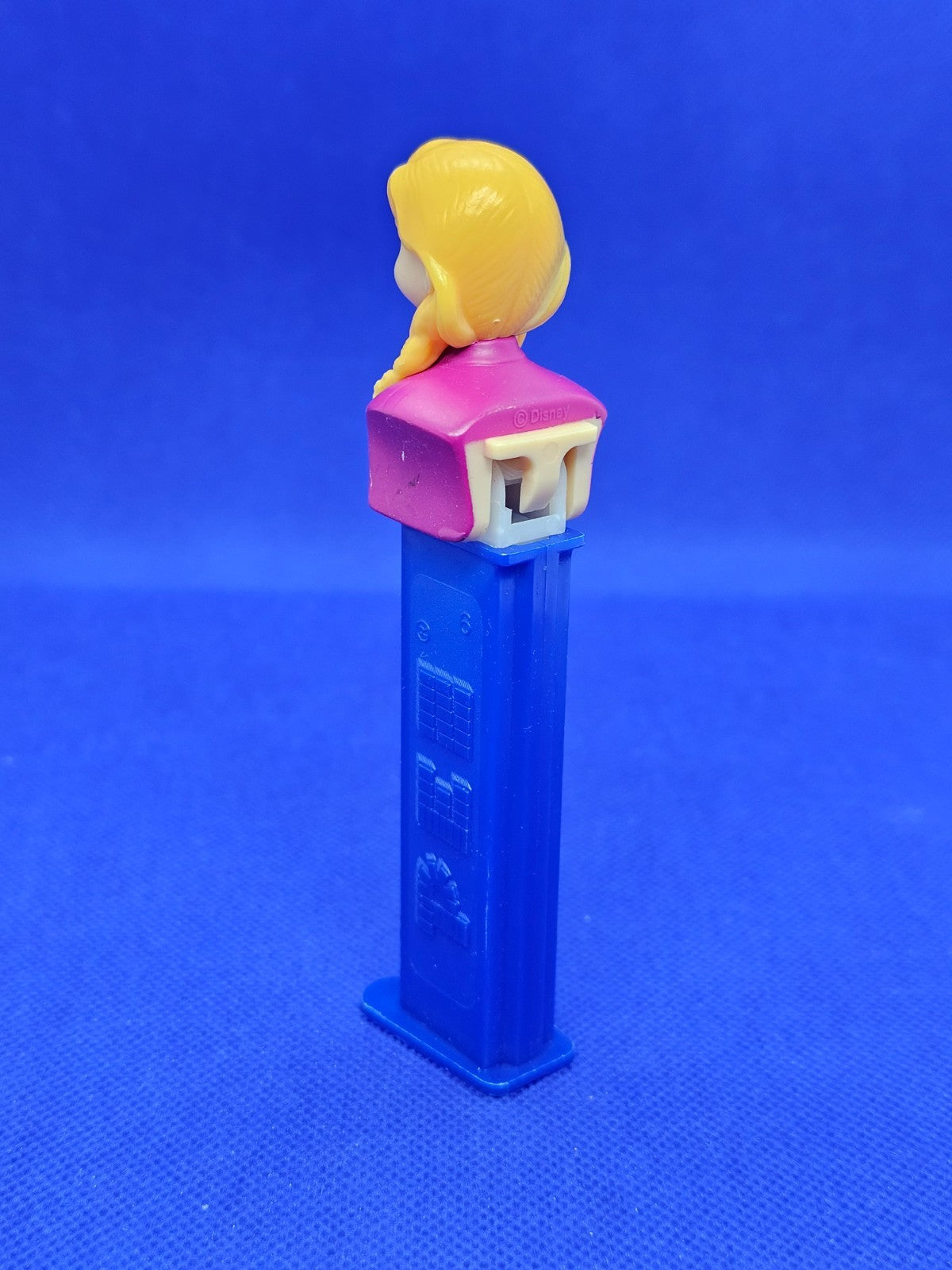 Distributeur PEZ Anna Frozen Disney 2015 Made in Hungary2
