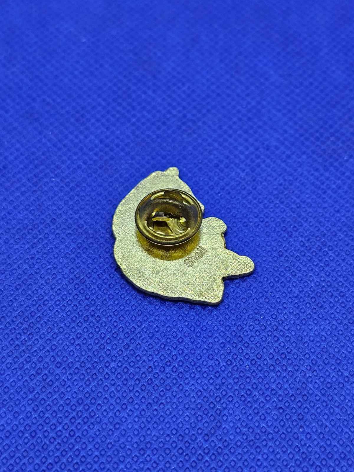 Pin’s Shell Panda Vintage Années 1990 Métal Émaillé Doré Collection