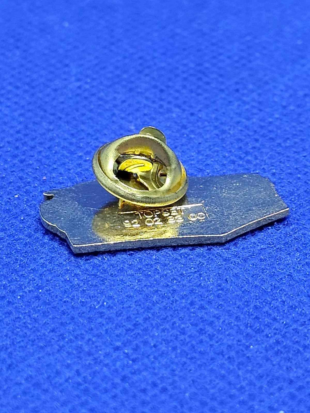Pin's Jacky Courtheau Voiture Rallye Sport Métal Émaillé Collection1