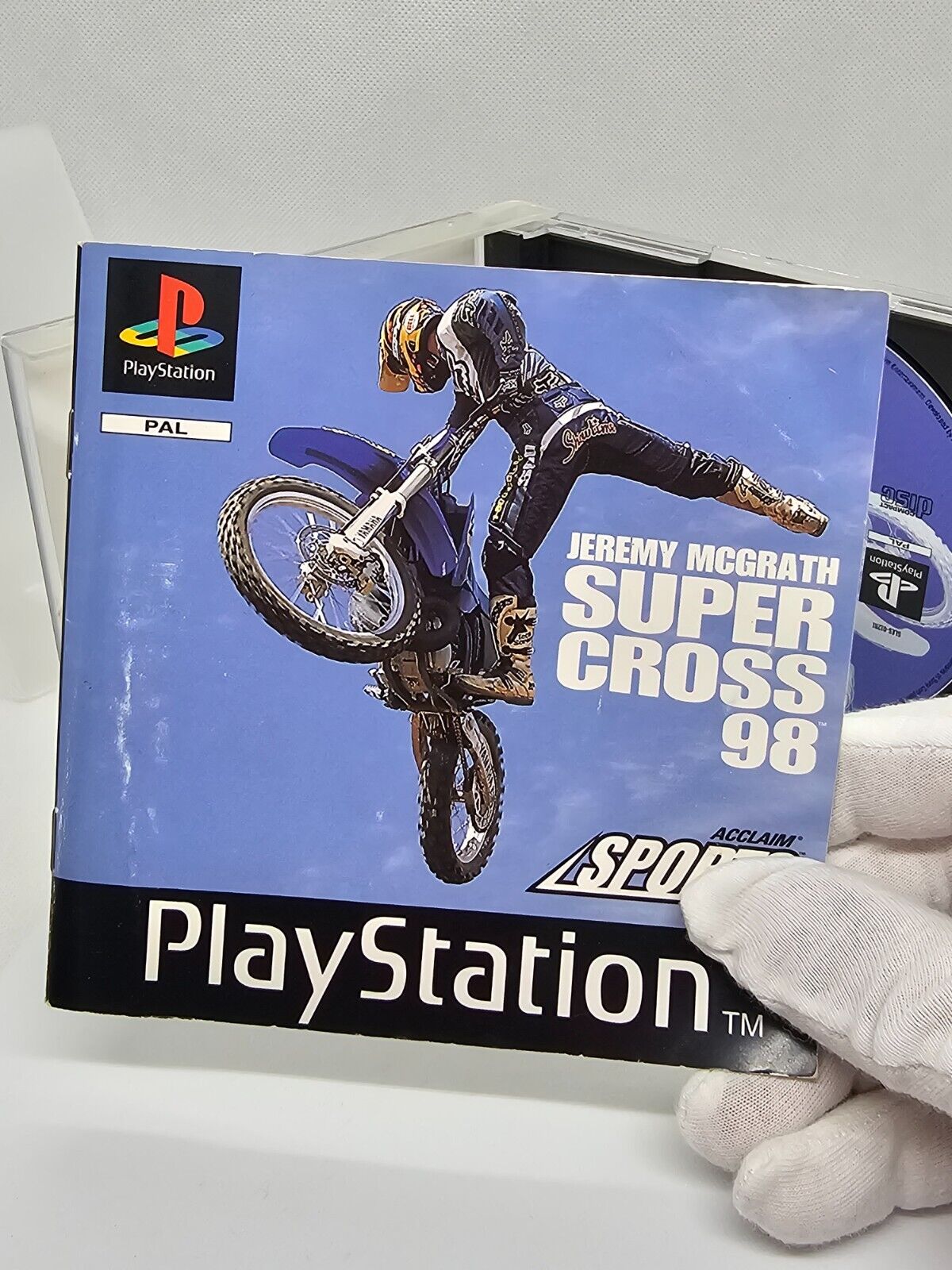 5562212