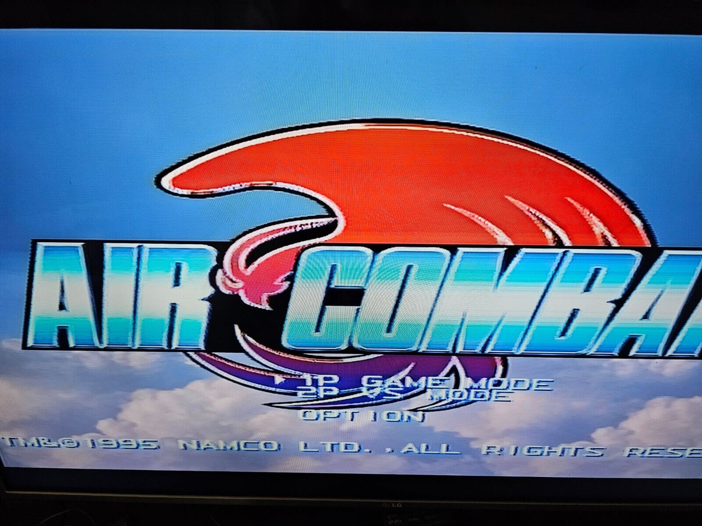 5562199