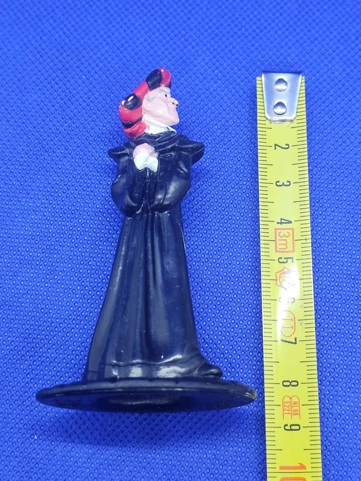 Figurine Frollo, Le Bossu de Notre-Dame, Disney, Nestlé, 1996, 8 cm3