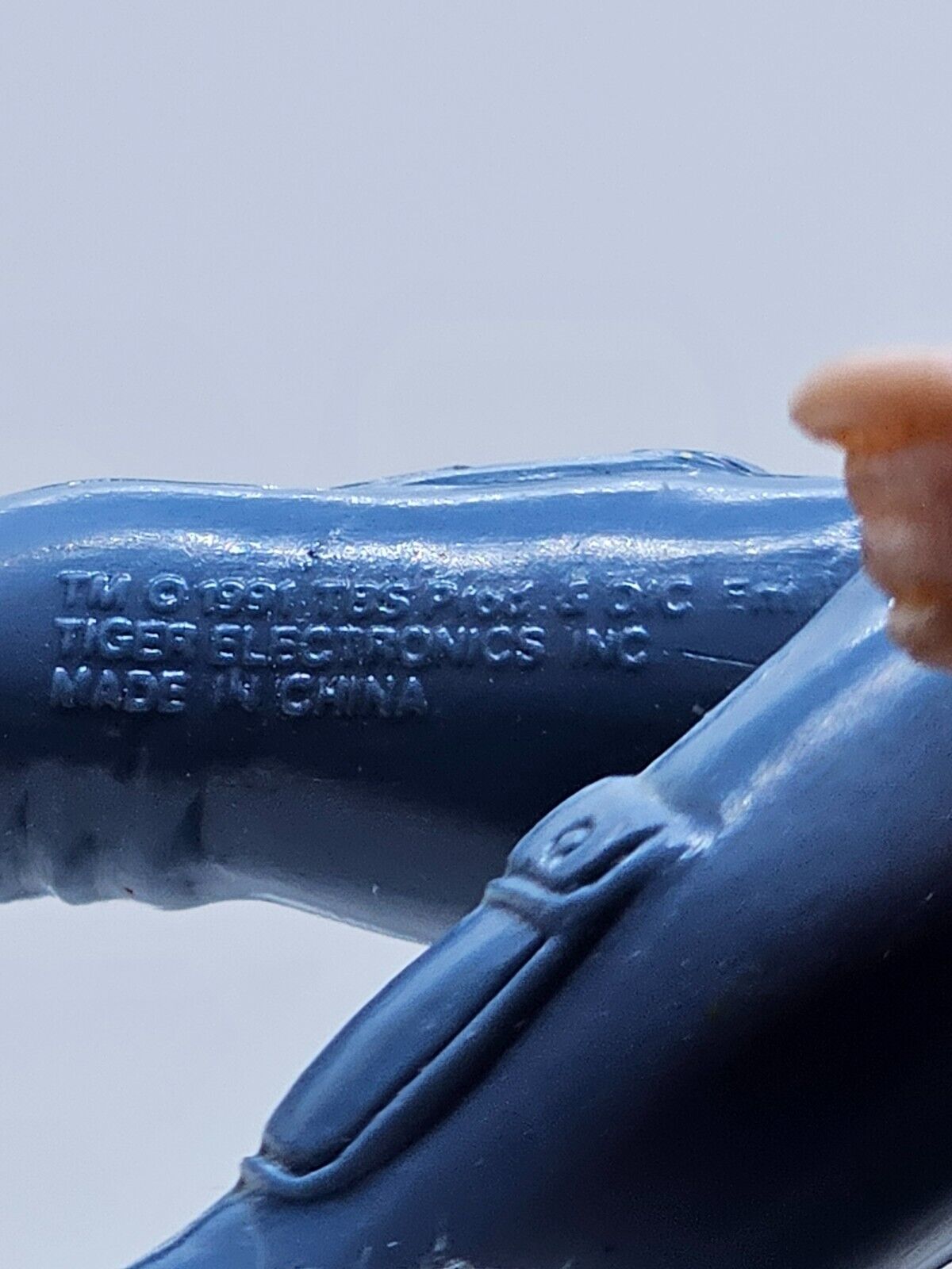 5562018