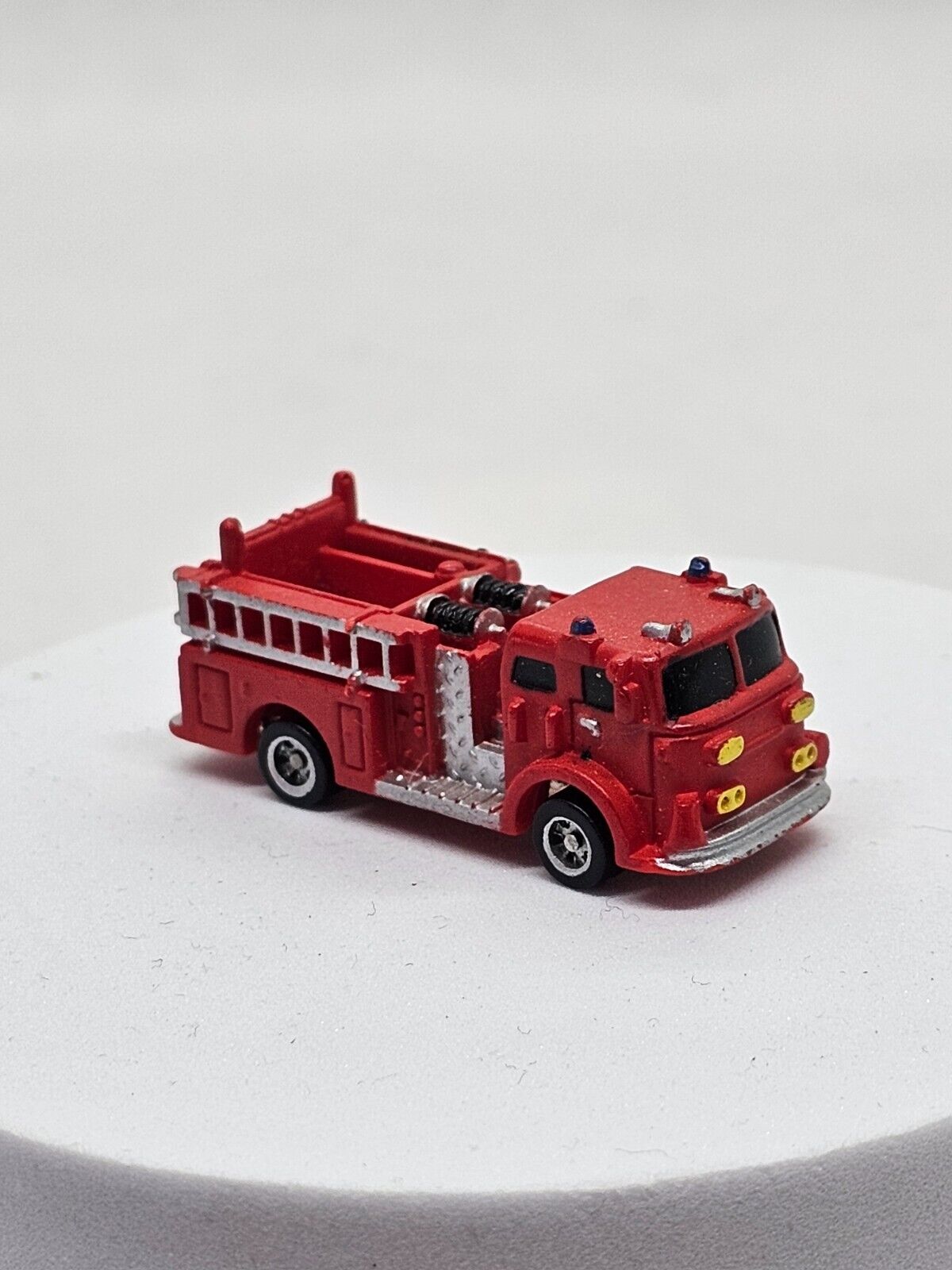 6479914