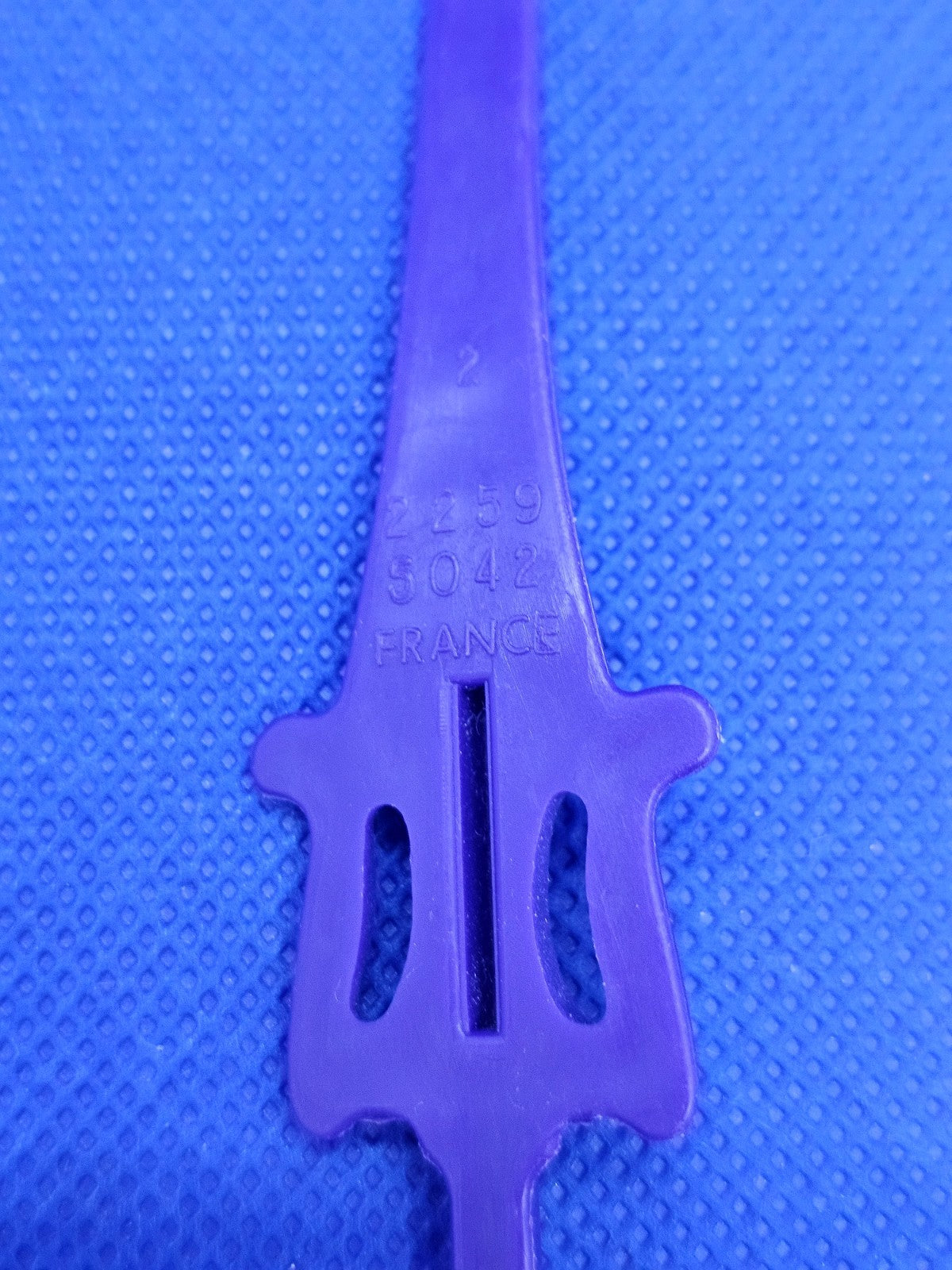 Épée Violette MOTU He-Man Mattel France 1982 2259-5042 Accessoire Masters of the2