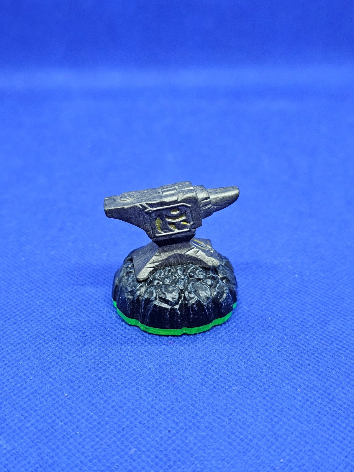 Pluie d'enclumes Anvil Rain Skylanders Spyro's Adventure Activision 20111