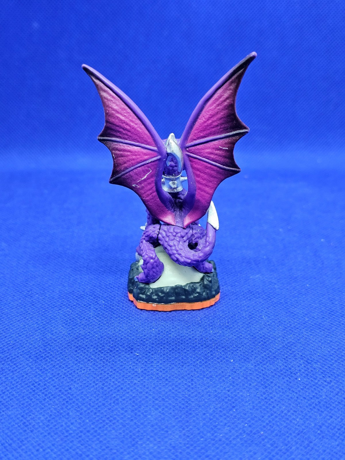 Cynder Skylanders Giants Activision 2012 Figurine Élément Mort1