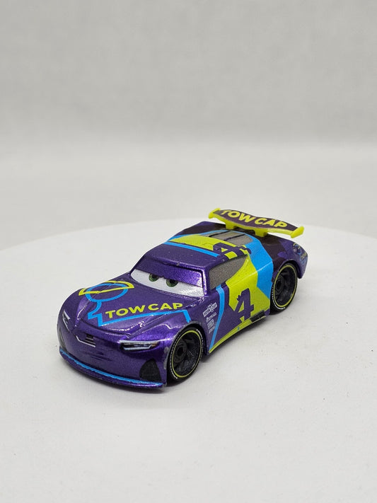 6761572