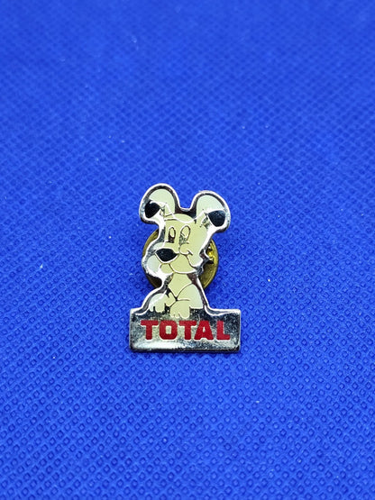 Pin’s Idéfix Total Astérix Goscinny Uderzo publicitaire 1992 vintage0