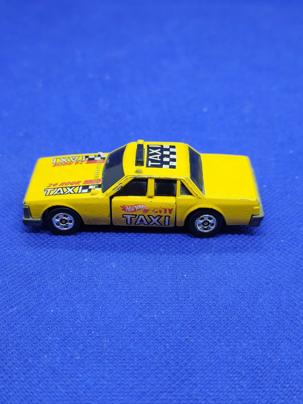 Hot Wheels Crack Ups City Taxi Cab Mattel 1983 Malaysia Jaune 7 cm2