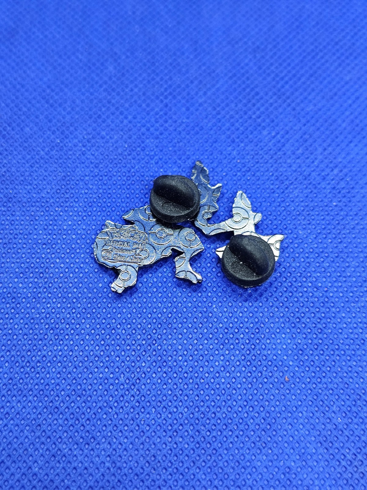 Pokémon Pin’s Axantor Officiel – Pin Collector 4 cm1