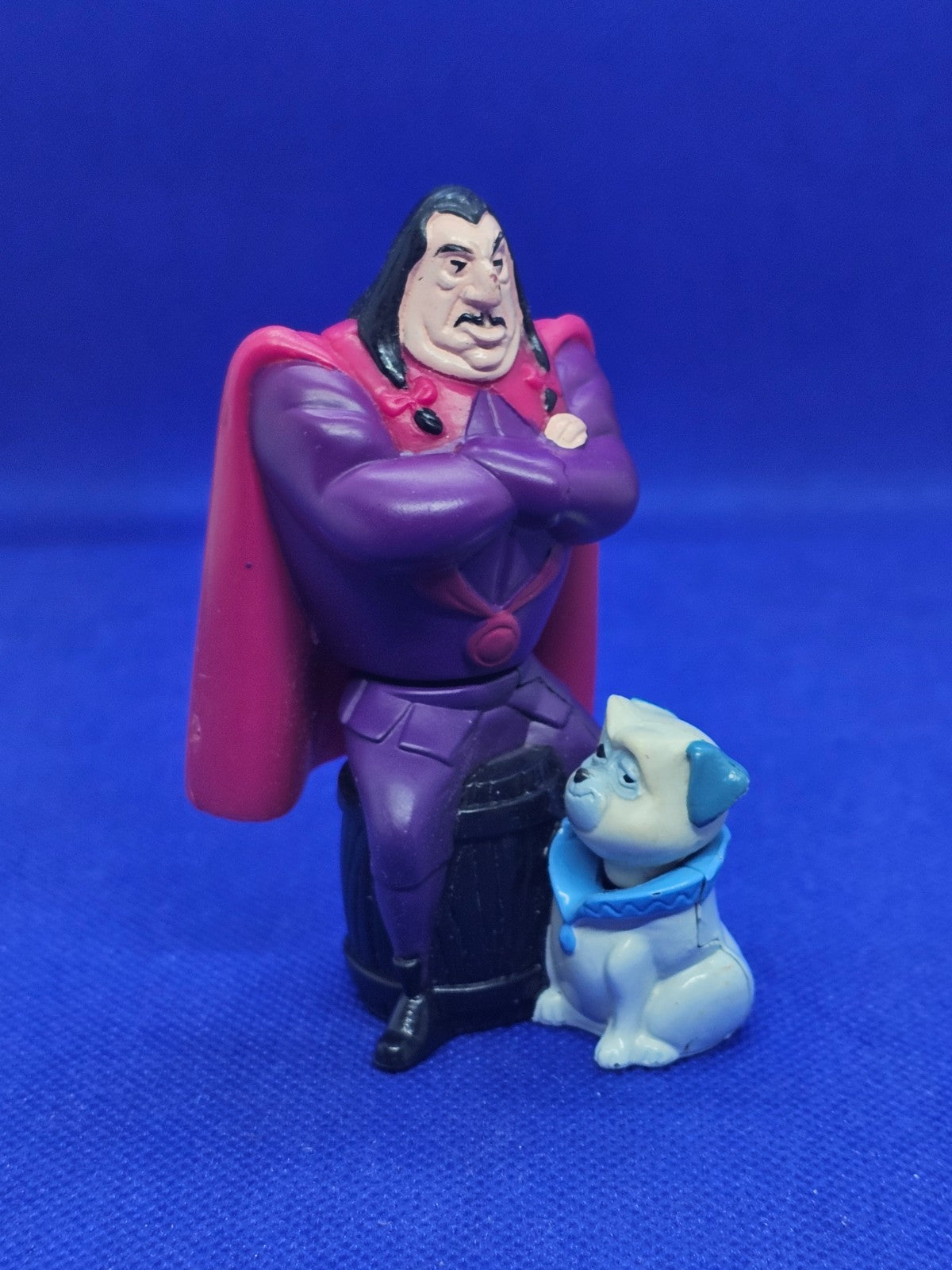 Gouverneur Ratcliffe avec Percy, Pocahontas, Disney, 1995, 9 cm1