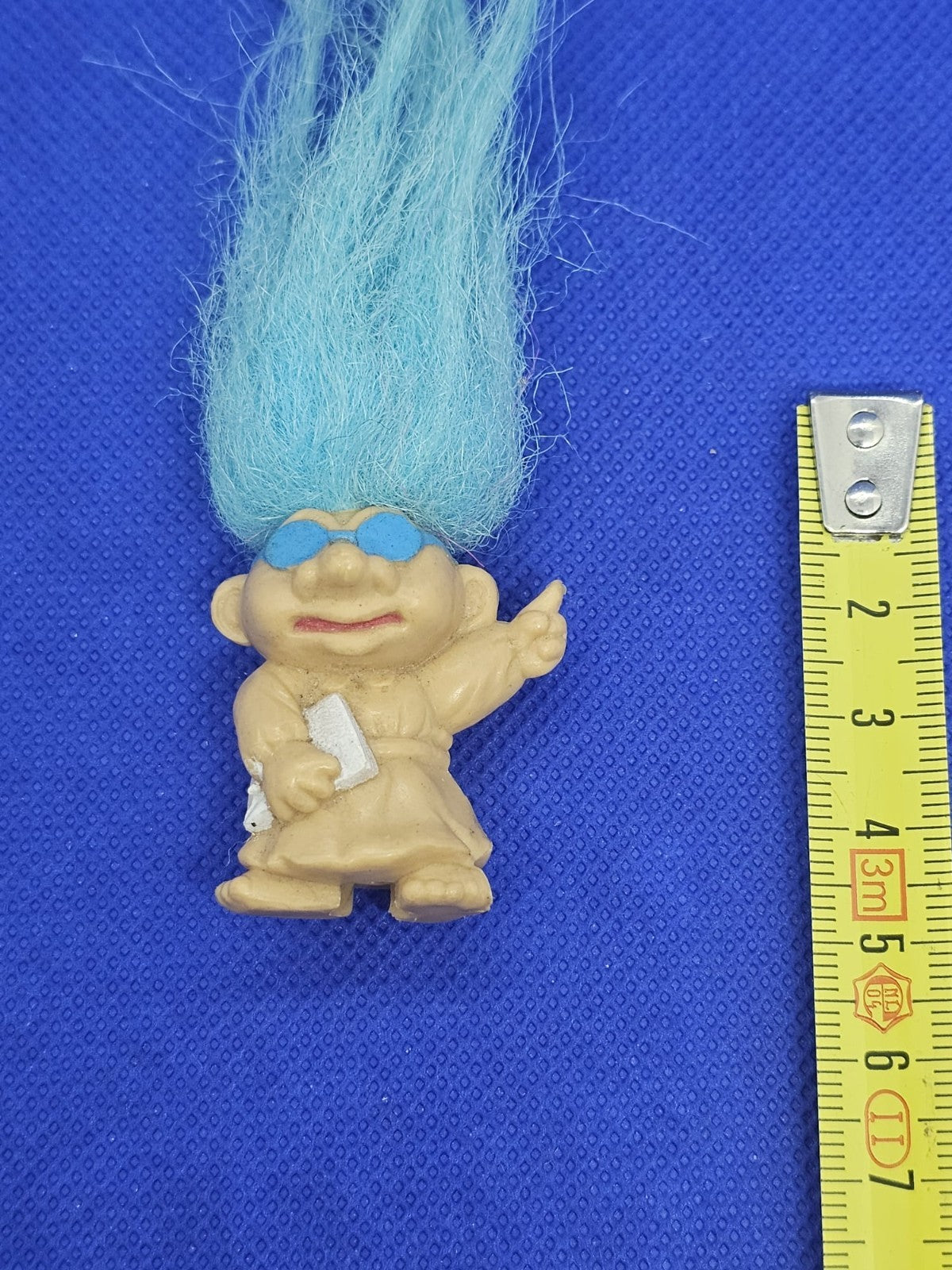 Russ Troll Collector cheveux bleus lunettes livre miniature vintage 1990s2