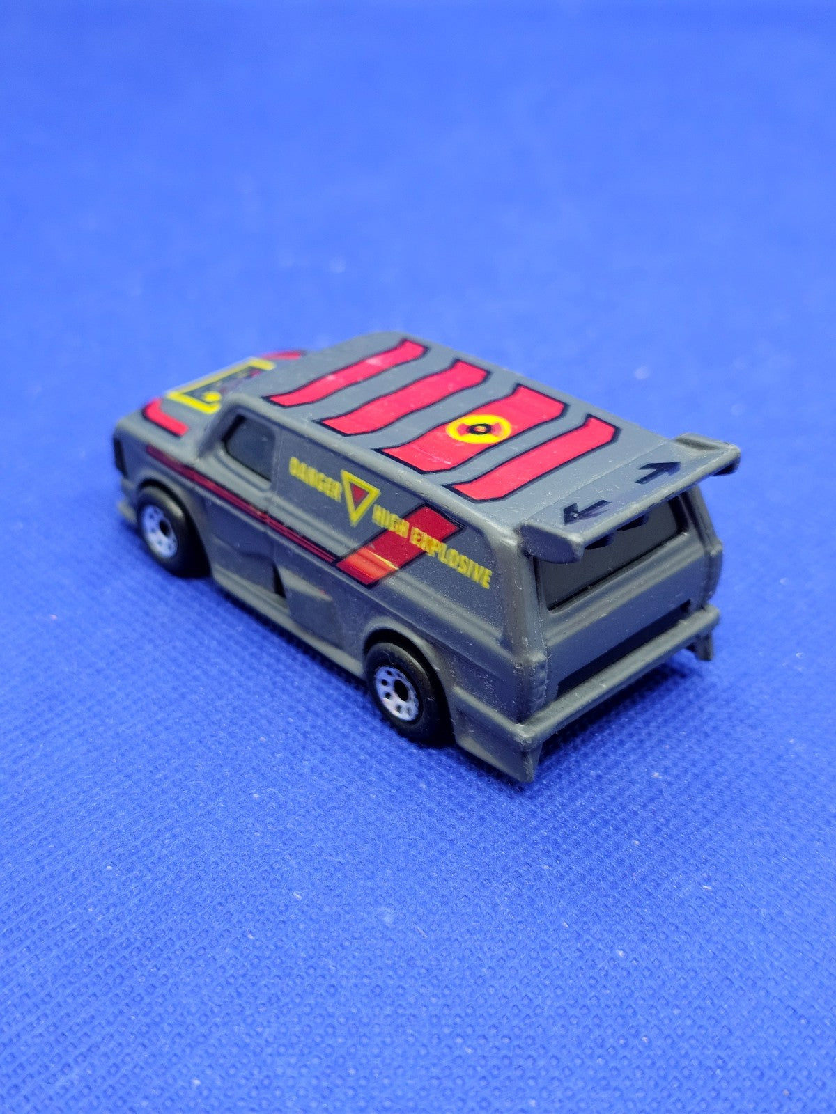 Ford Supervan II Matchbox Heavy Load Danger High Explosive Gris Vintage 19851