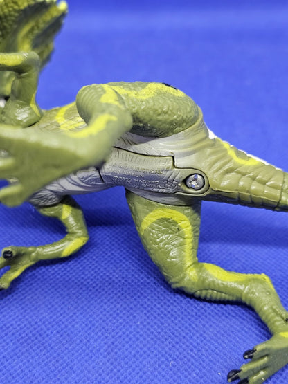 Dilophosaurus Jurassic Park Roaring Venom Spitter Hasbro 2000 Électronique HS3