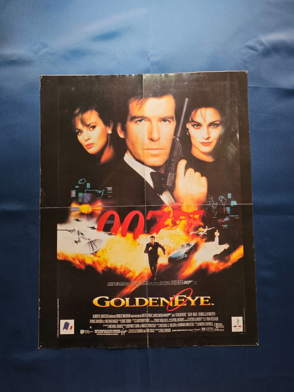 Poster James Bond 007 GoldenEye Demain ne meurt jamais Pierce Brosnan MGM UA 1992