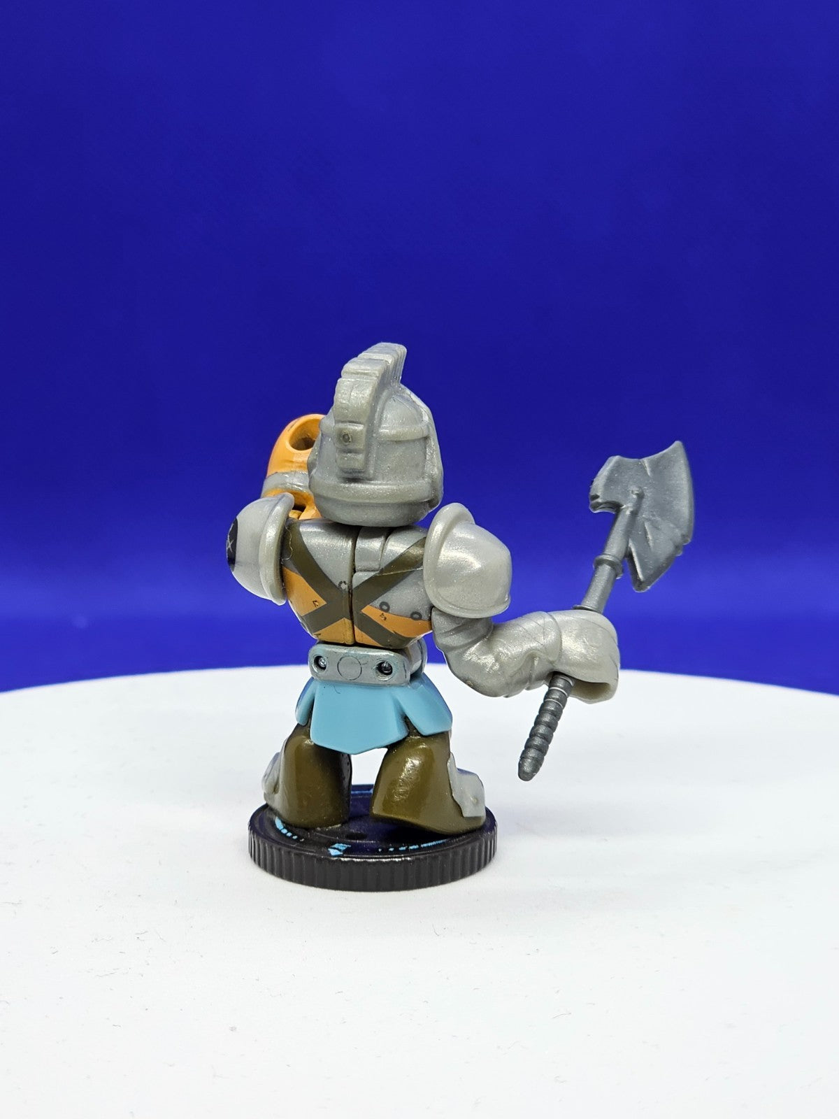 Figurine Akedo Aximus, Ultimate Arcade Warriors, 4 cm, bon état1