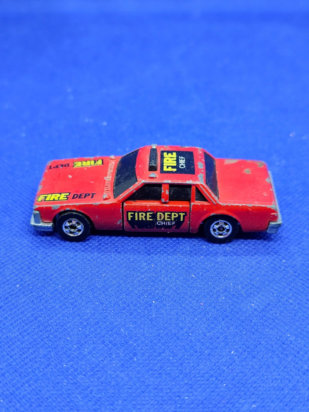 Fire Smasher Fire Chief Hot Wheels Crack Ups Mattel 1983 Hong Kong 7 cm2
