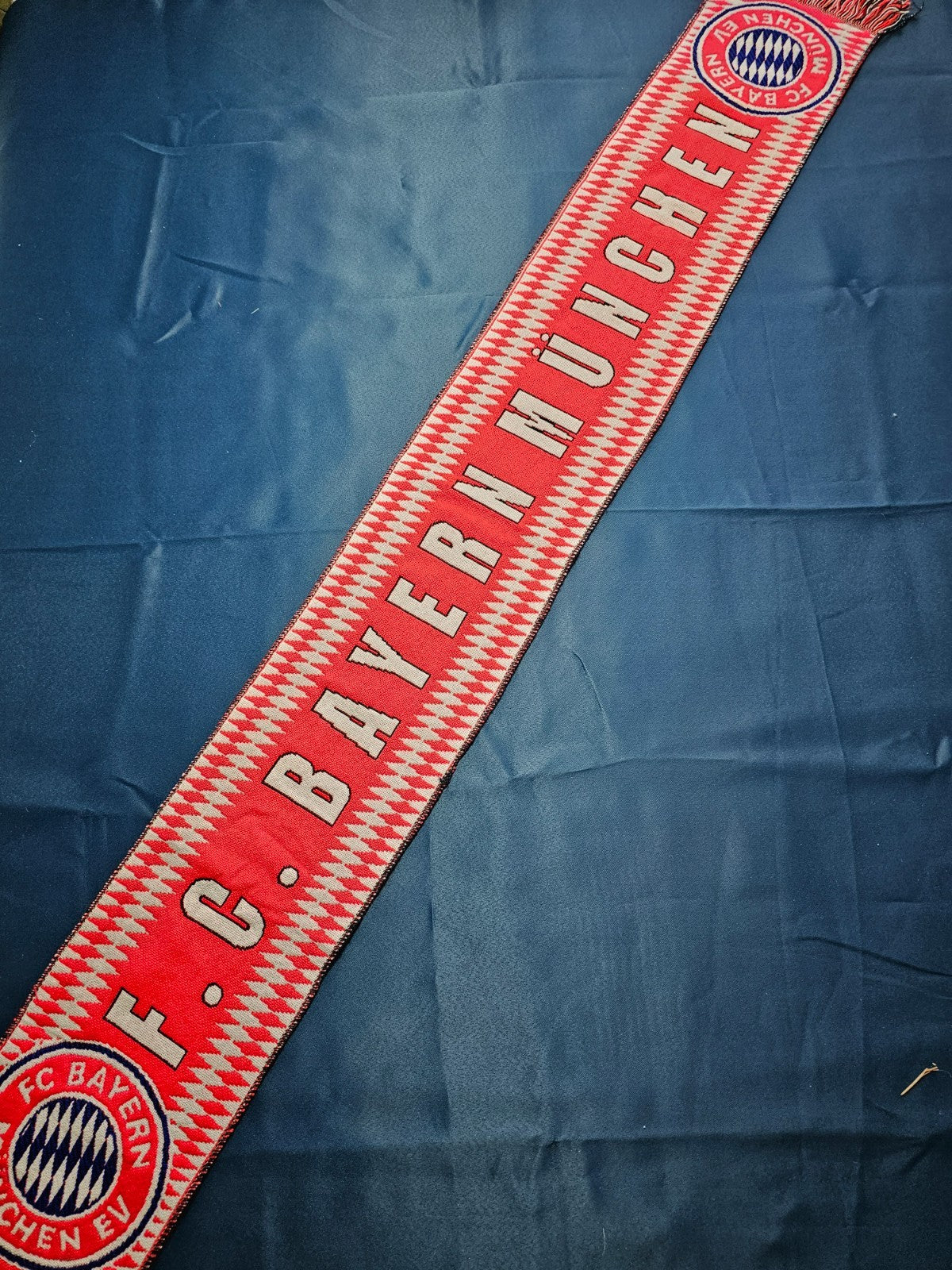 Écharpe FC Bayern Munich Supporter Football Vintage Rouge Blanc0