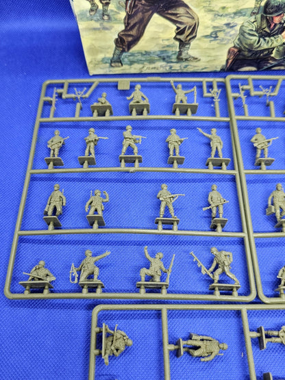 Italeri U.S. Infantry WWII 6120 48 Soldats Américains 172 2008 #23
