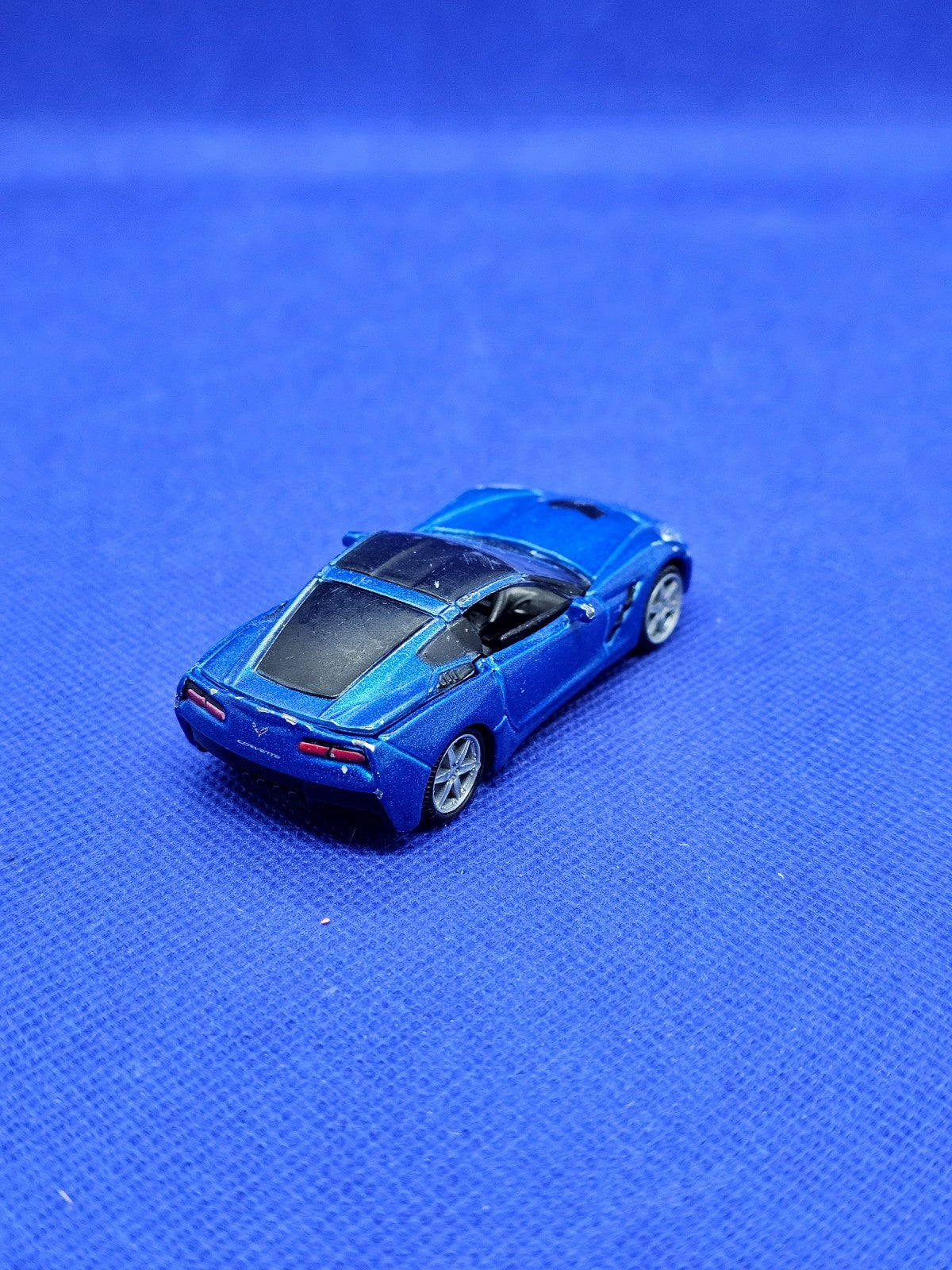 Chevrolet Corvette Stingray C7 2014 Bburago Miniature Bleue 164 8 cm1