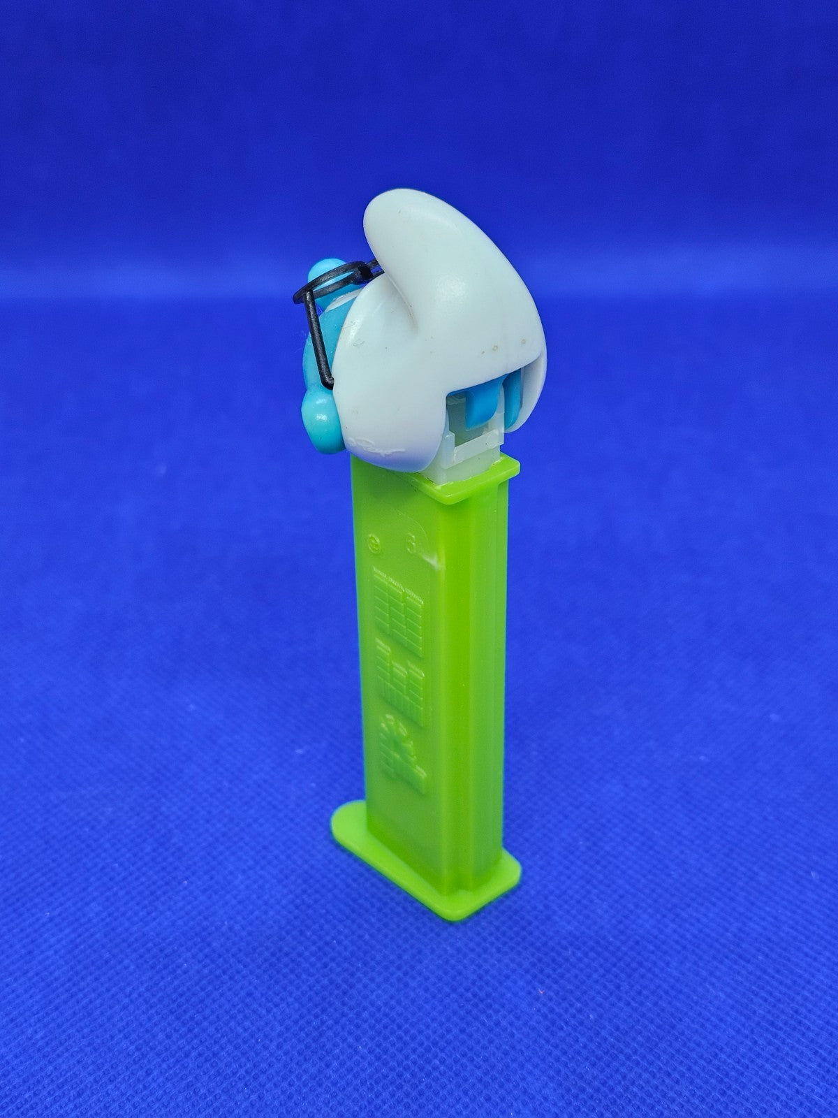 PEZ Schtroumpf à Lunettes Smurfs1
