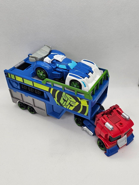 5561940