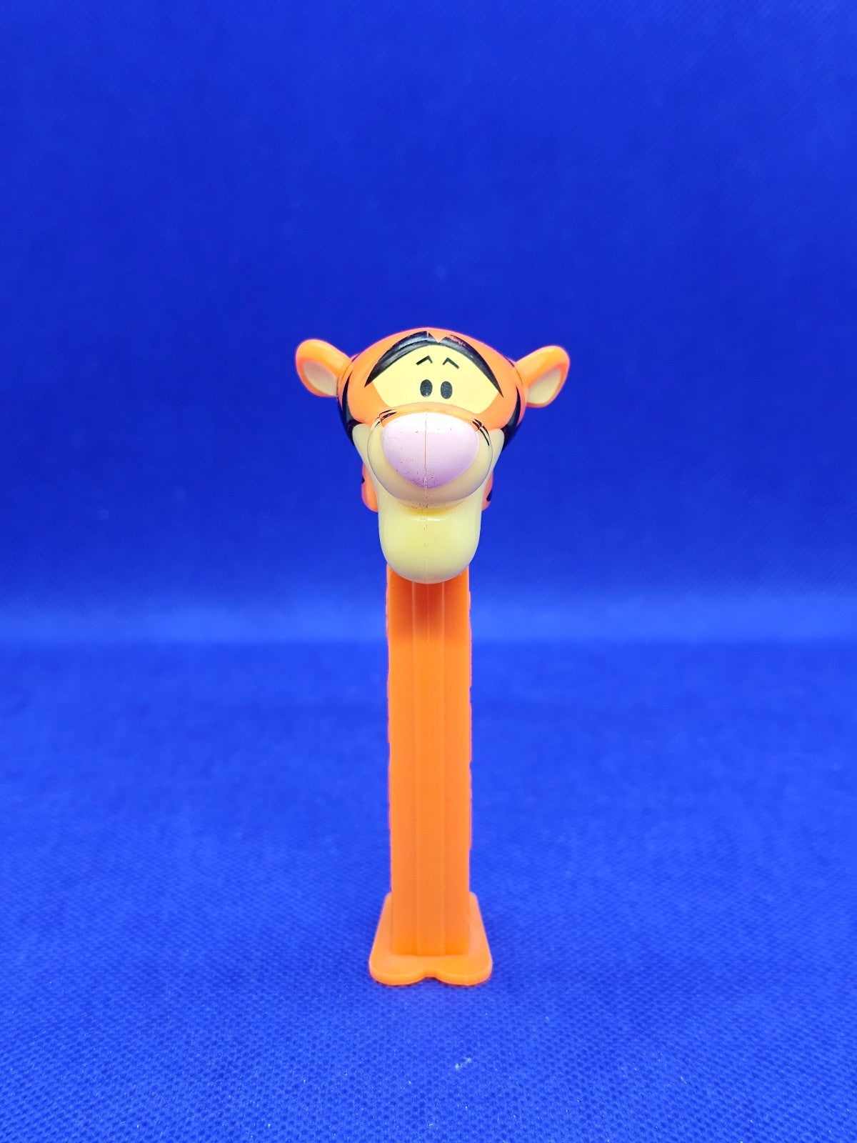 PEZ Tigger Winnie the Pooh Disney0