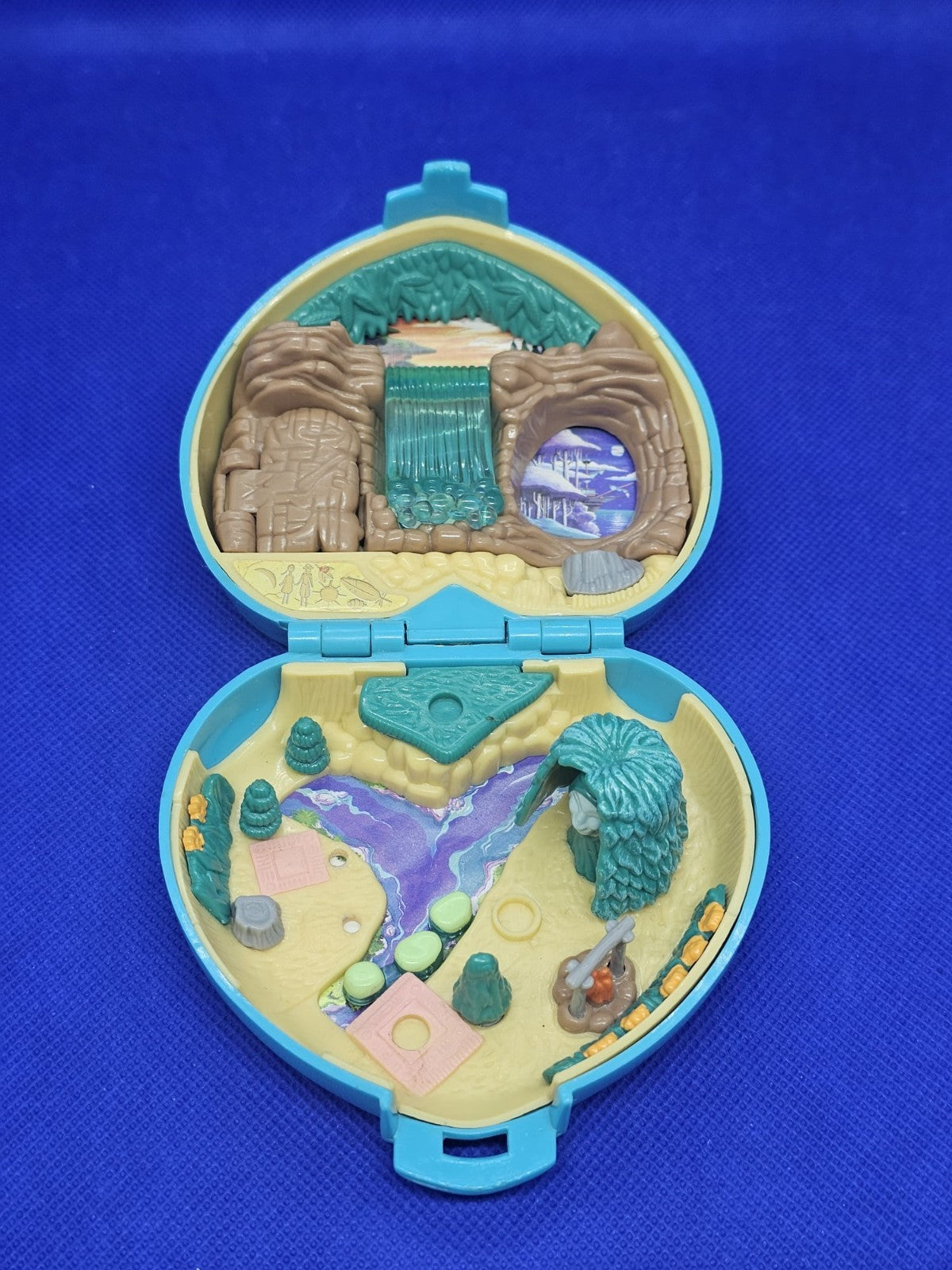 Polly Pocket Pocahontas Disney Bluebird Coffret Coeur 1995 Vintage4