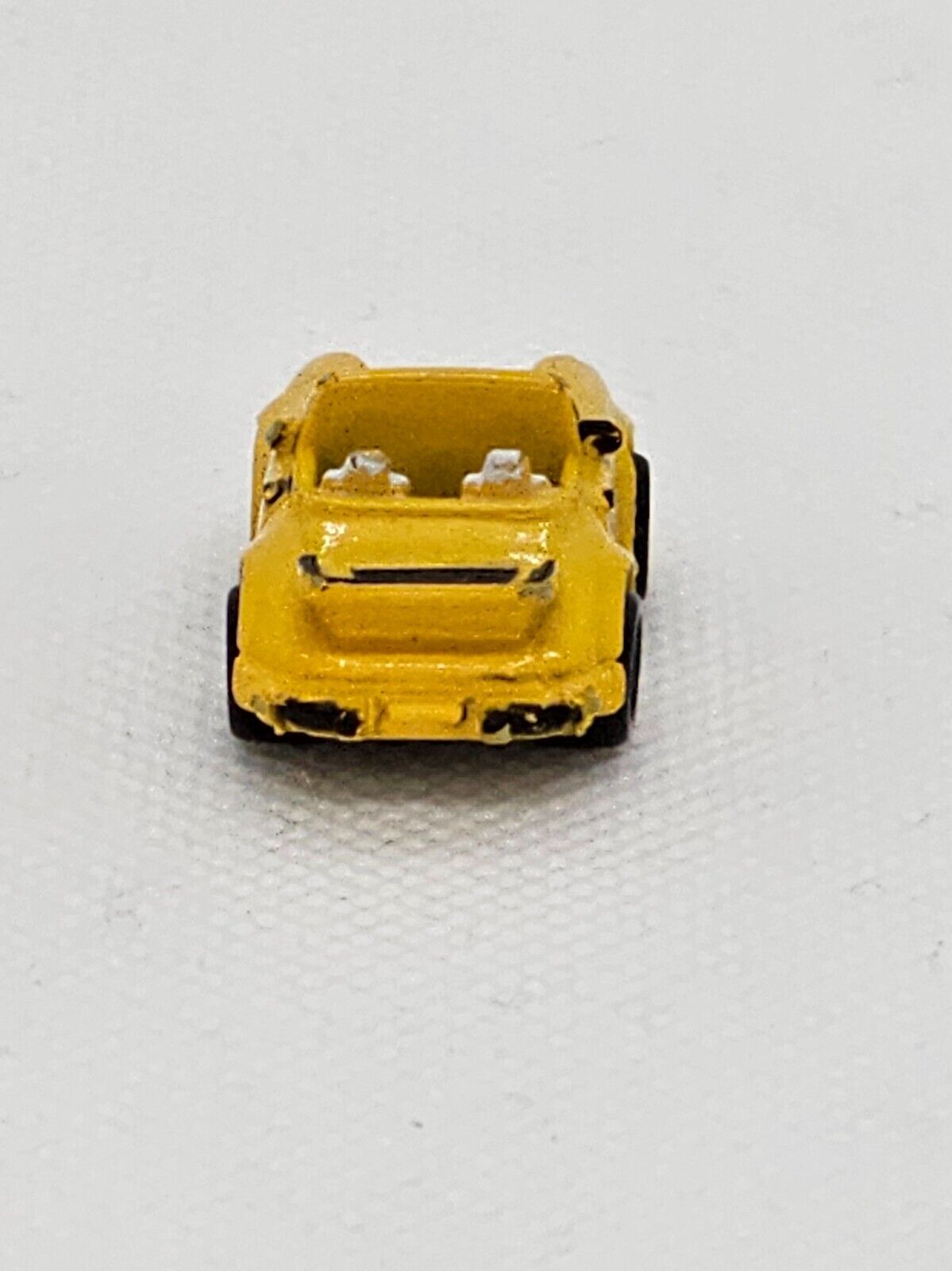 5561651