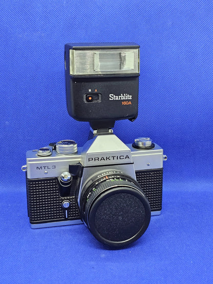 Praktica MTL 3 Appareil Photo Argentique Pentacon 50mm f1.8 Starblitz 160A Vinta0