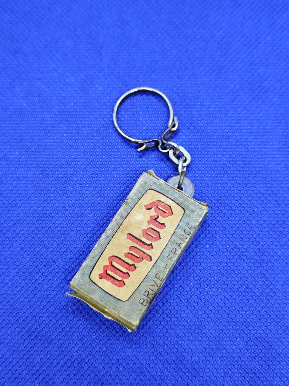 Porte‑clé publicitaire vintage Biscuits Mylord Brive‑la‑Gaillarde France, access0