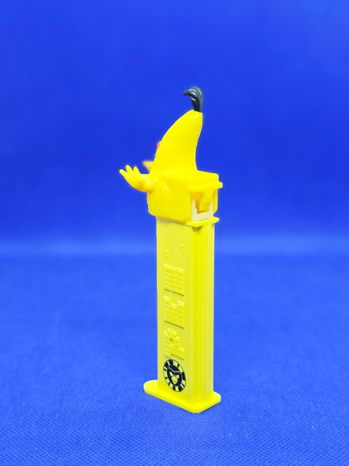 Chuck, Angry Birds, Distributeur PEZ2