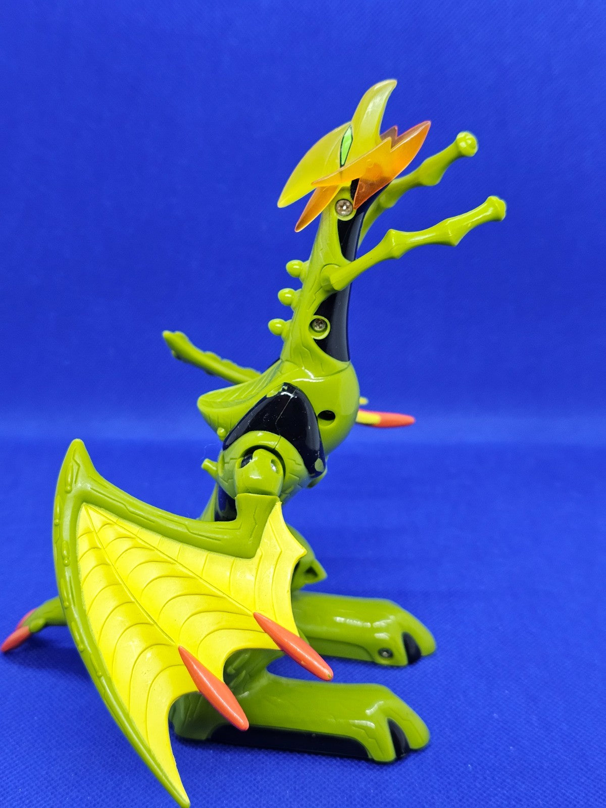 Figurine Alien Creatures Swampfire Dragon Ben 105