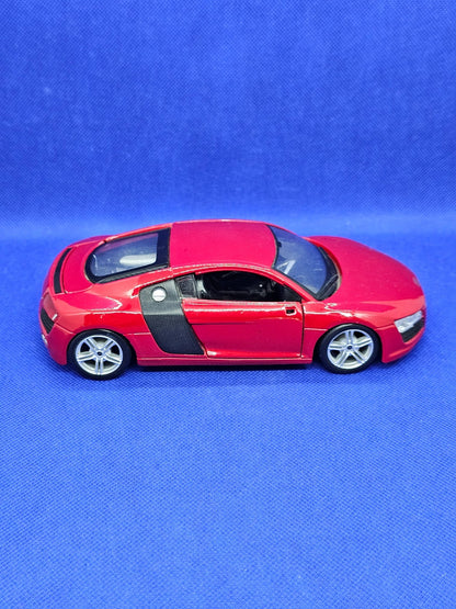 Audi R8 Rouge Maisto Special Edition 124 19 cm1