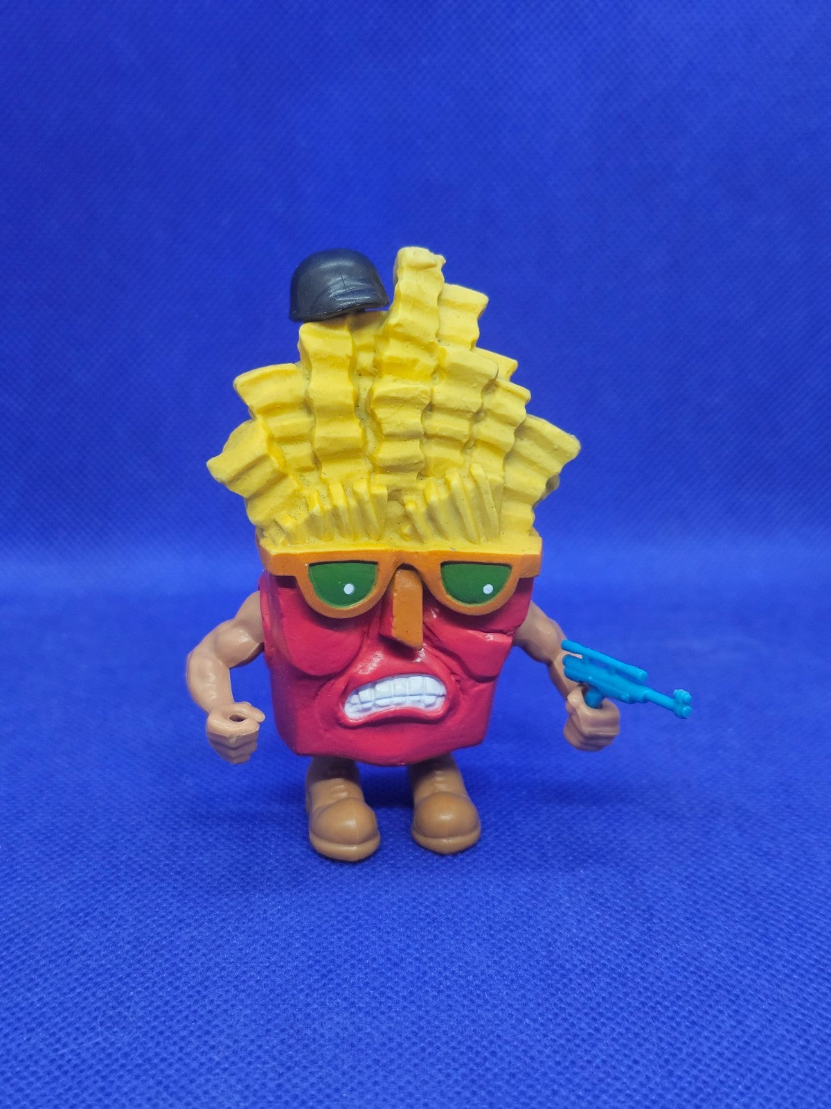 Fat Frenchy Food Fighters Figurine Frites Mattel 1988 avec Arme0