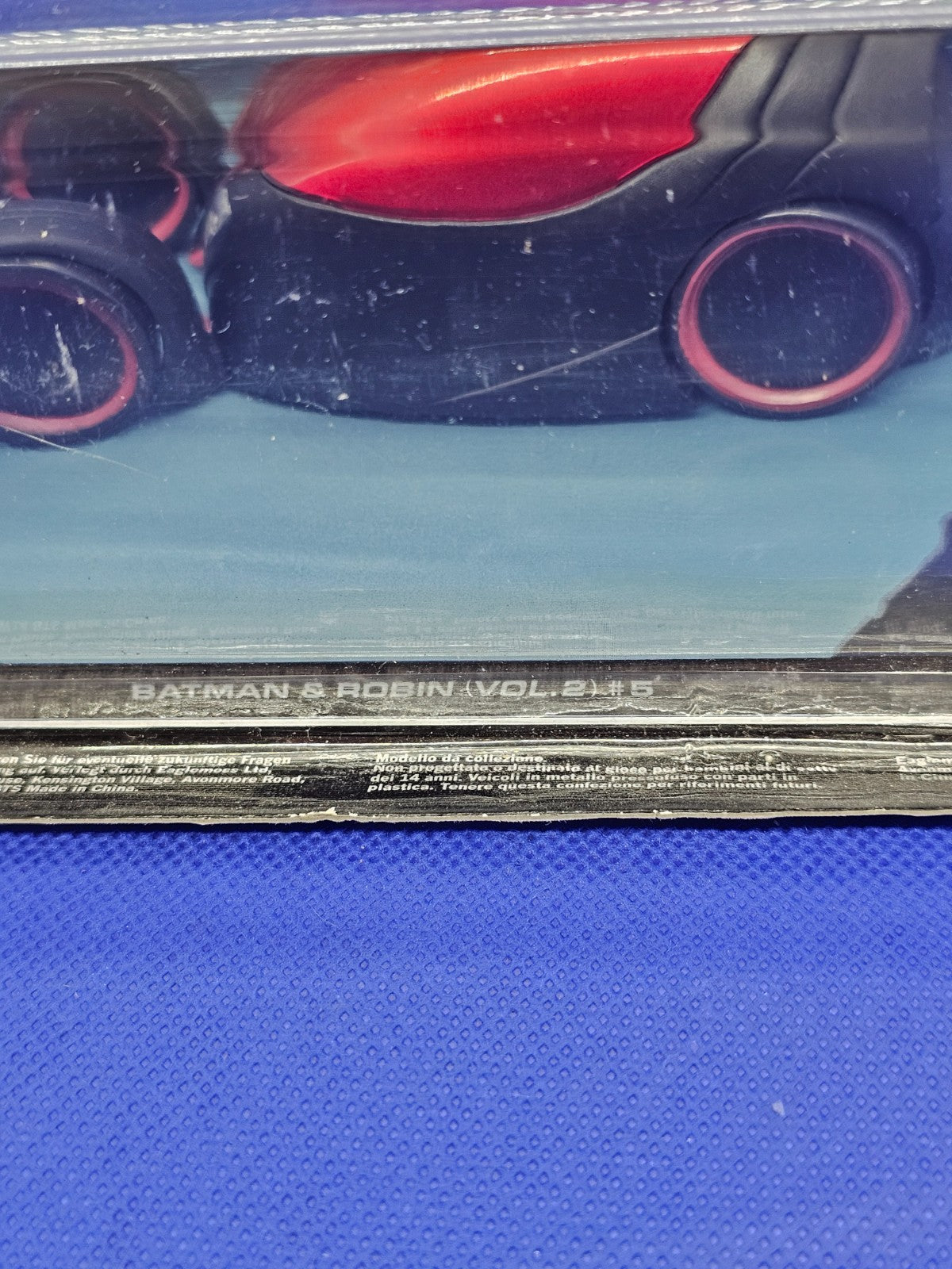 Batmobile Batman Robin Vol 2 N°5 Eaglemoss Automobilia 35 143 DC Comics4