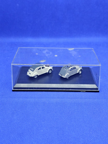 Coffret Citroën 2CV 1949 et 2CV Sahara 1958 Miniatures 187 HO1