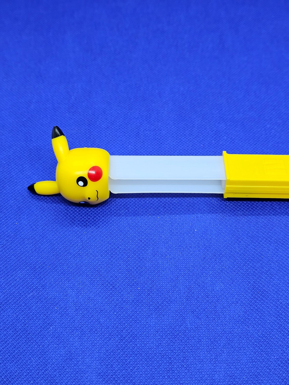 Pez Pikachu Pokémon Distributeur Bonbons PEZ 20193