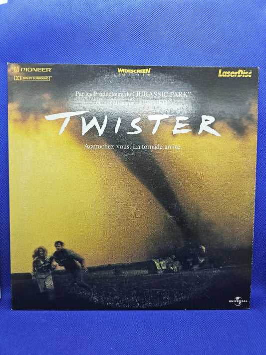 Twister LaserDisc PAL Widescreen Helen Hunt Bill Paxton Universal Spielberg0