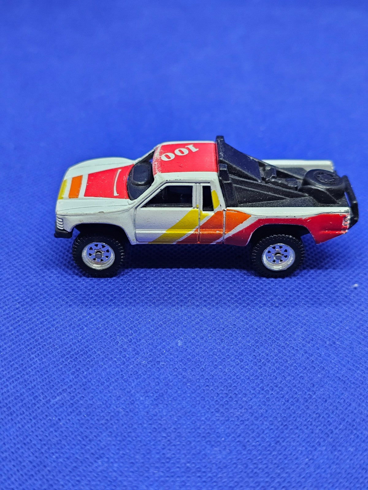 Toyota SR5 Pickup Hickey 100 Mc Toy 1 64 Made in Macau2
