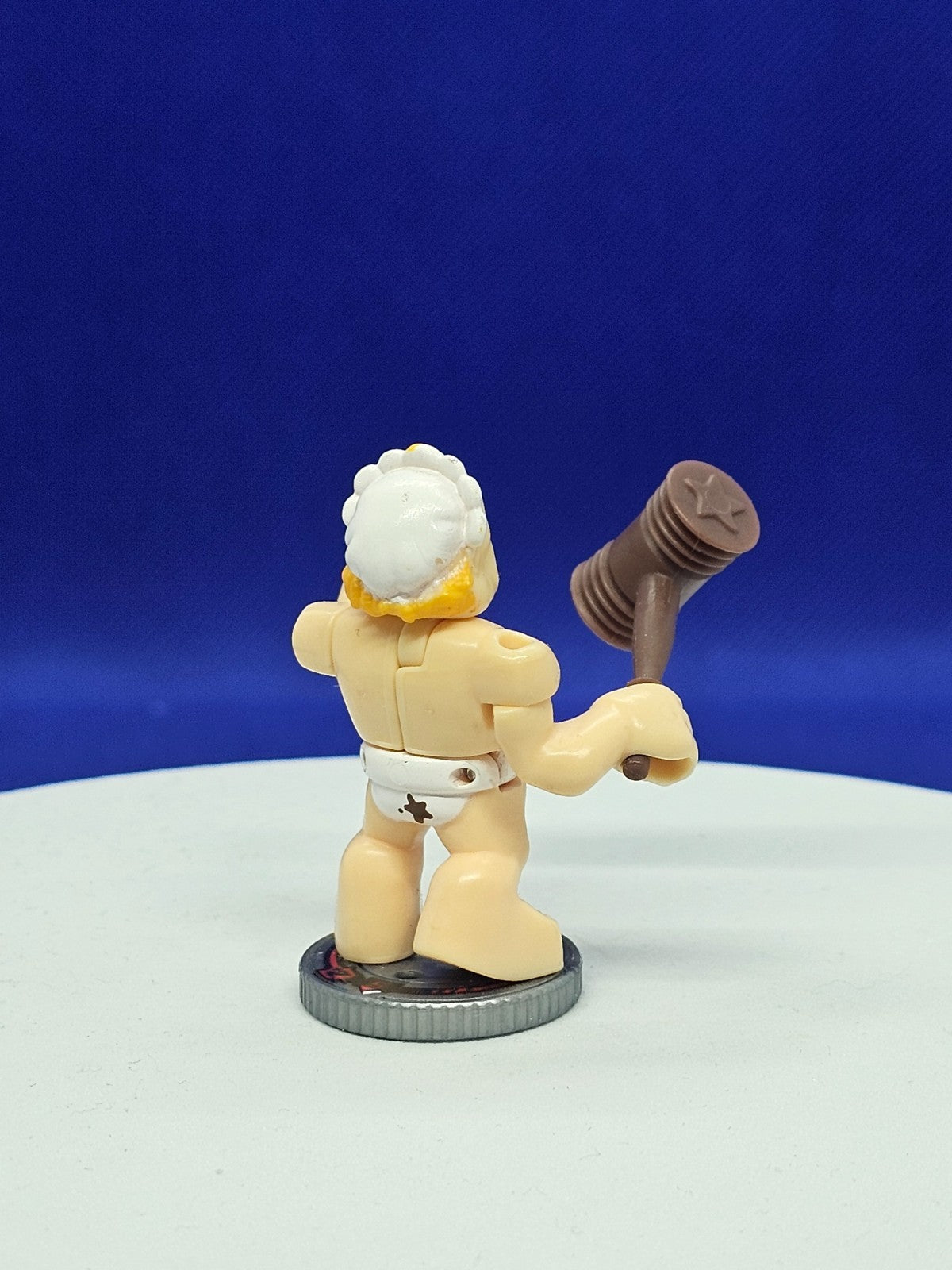 Akedo Ultimate Champions – Figurine Big Stinky (occasion)1