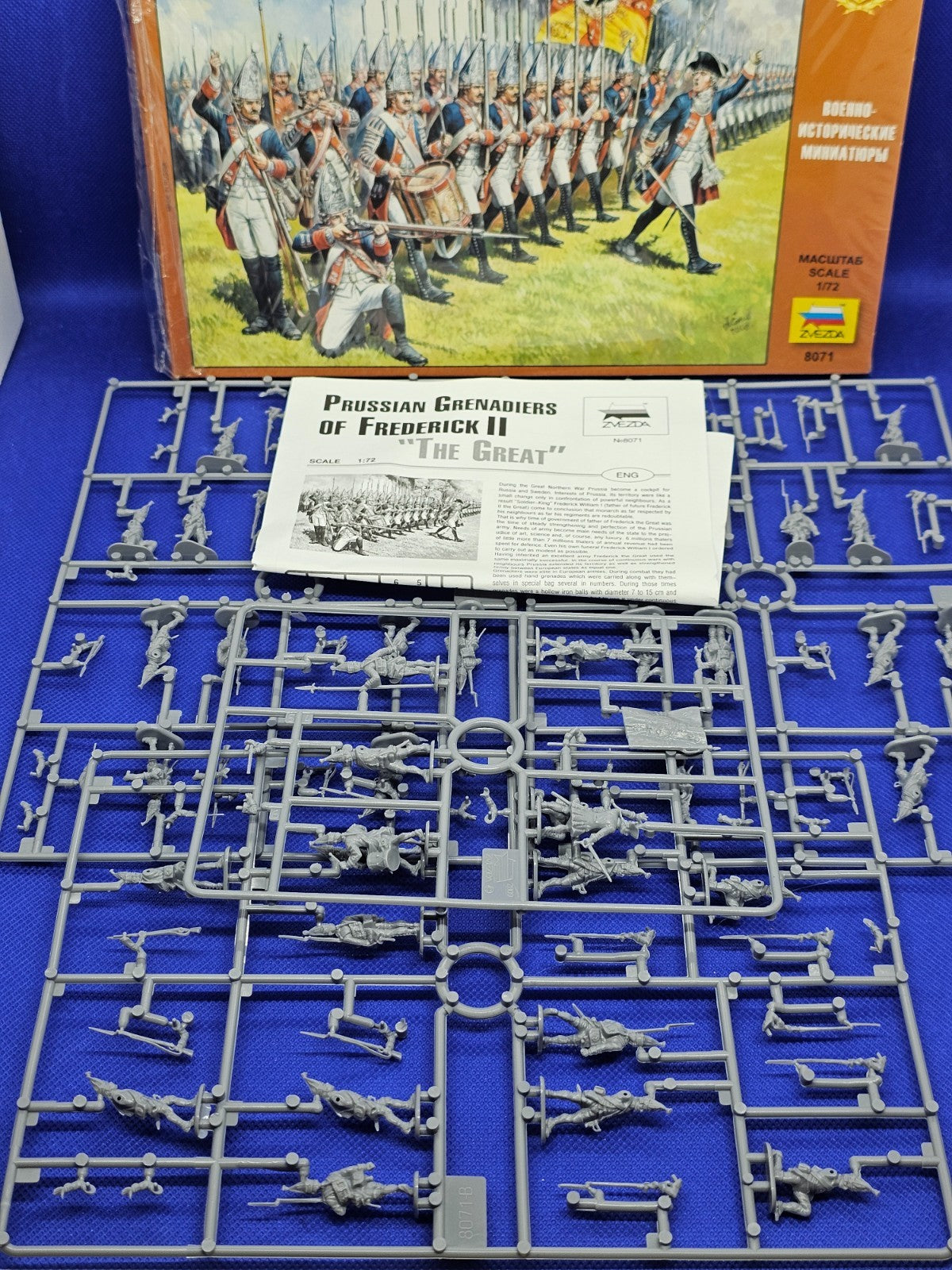 Zvezda 8071 Grenadiers Prussiens Frédéric II 172 2009 Complet2