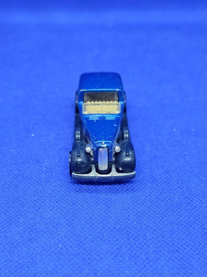 35 Classic Caddy Hot Wheels Cadillac 1981 Malaysia Bleu Métallisé 7 cm3