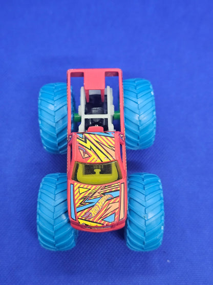 Hot Wheels Monster Trucks Torque Terror Glow In The Dark 164 Mattel 9 cm3