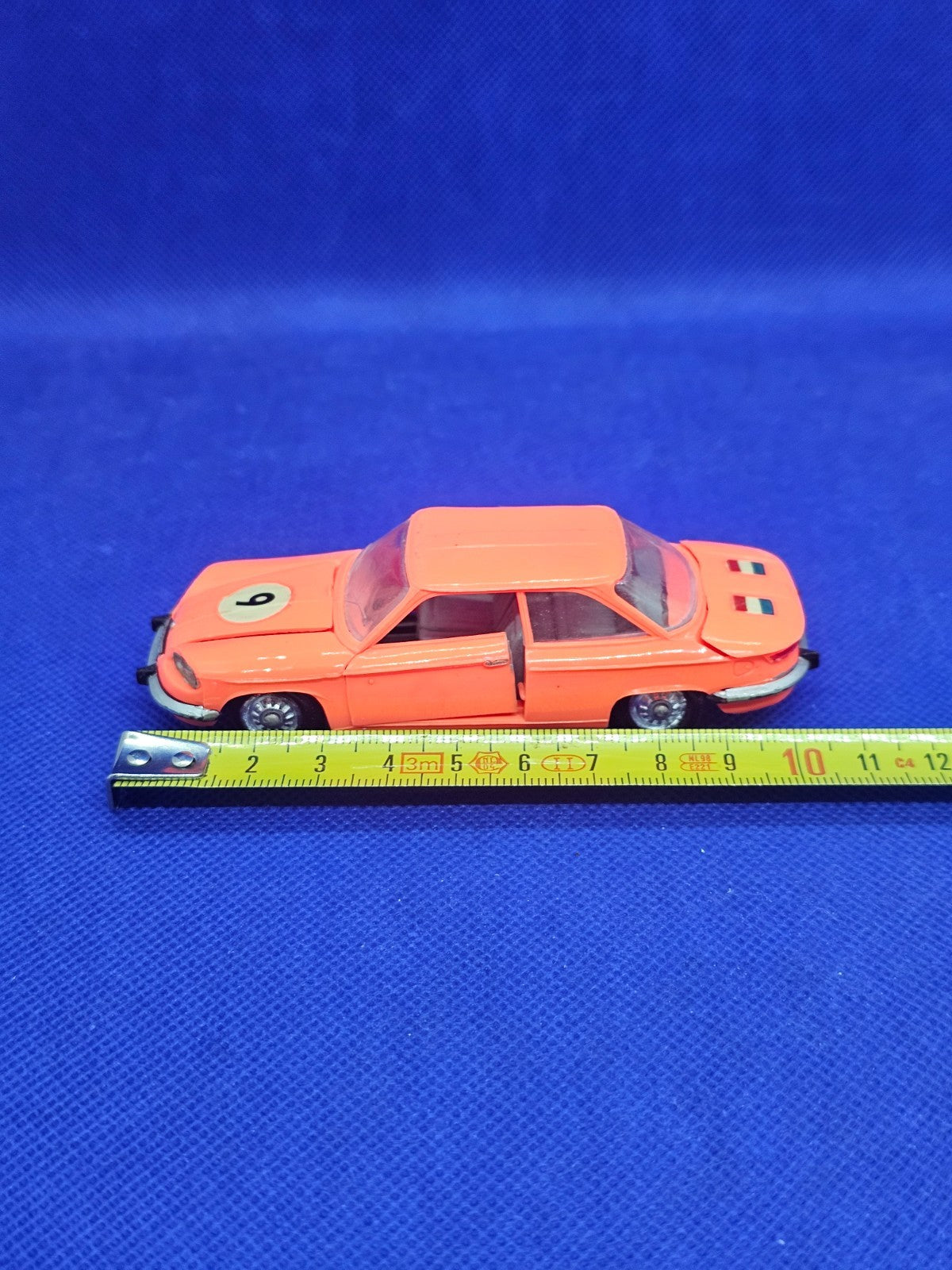 Panhard 24 BT Course Norev n°85 Orange France Vintage 143 10 cm2